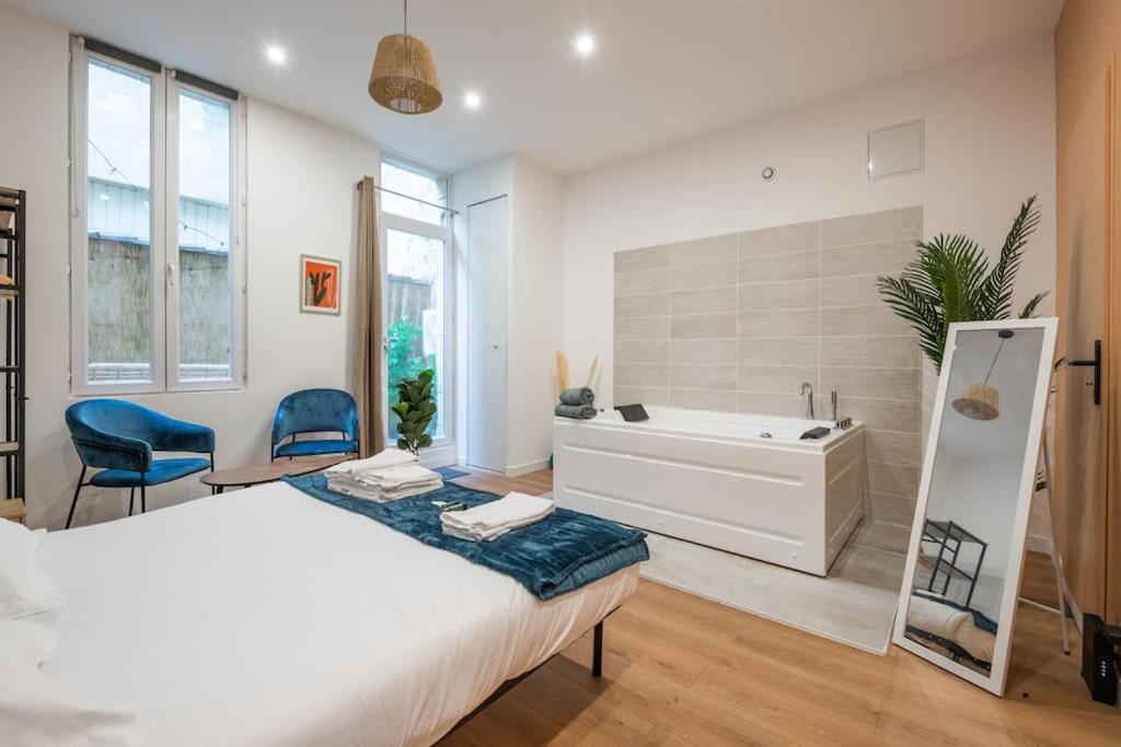 Charmant Cocon Avec Jacuzzi - Bordeaux Centre Экстерьер фото